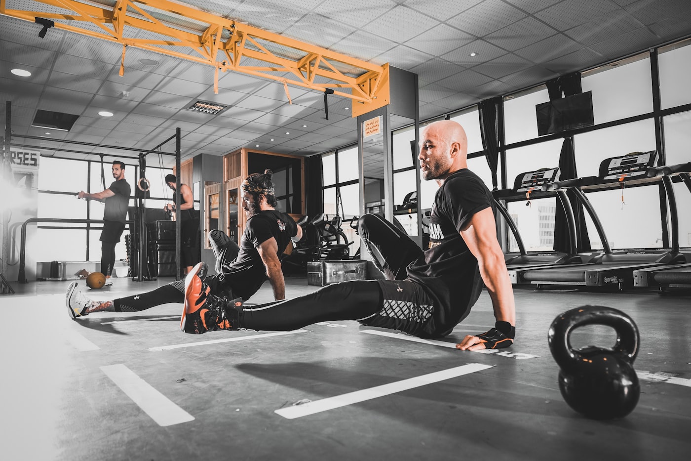Sesión de cross training funcional con kettlebells